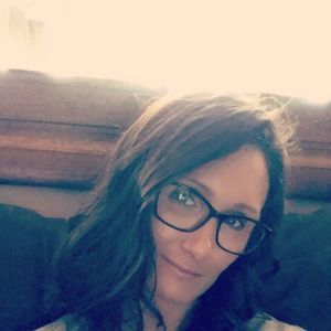 Meet your Posher, Evelyn